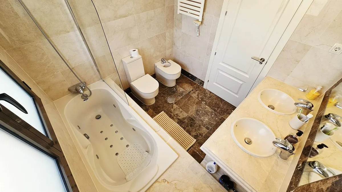 790a2e8e-04d2-42b0-9ba0-1d02573ff735