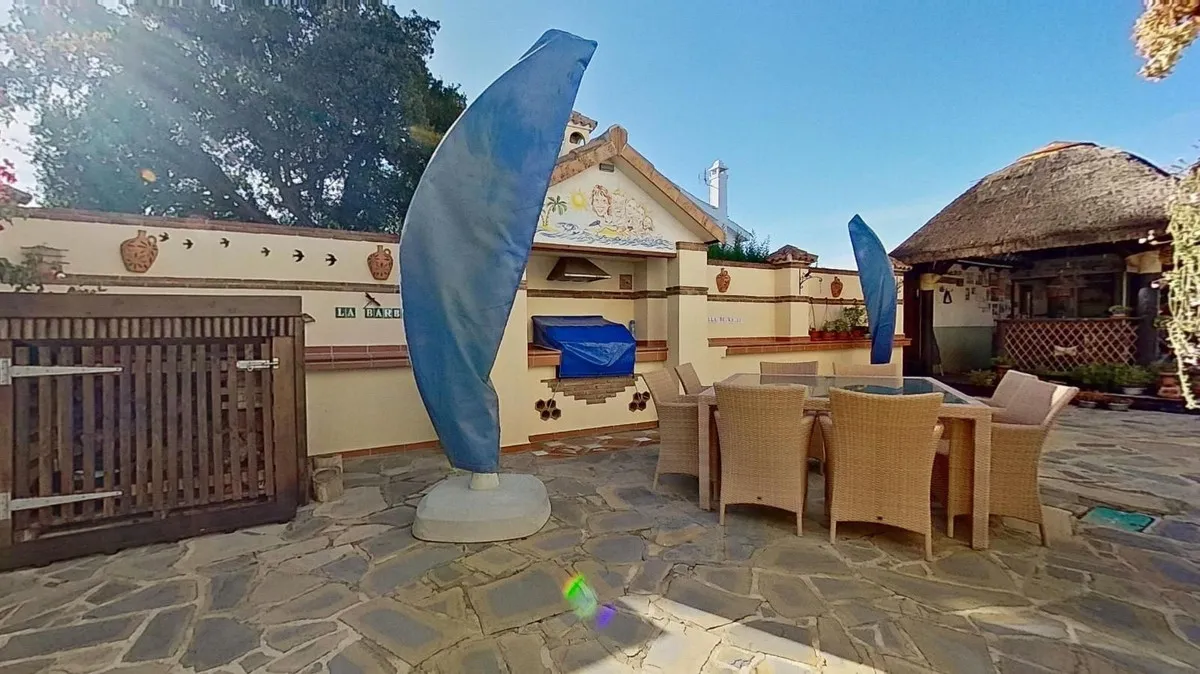 7a6ec63a-9177-4fd9-b5c0-628bfd9eddee