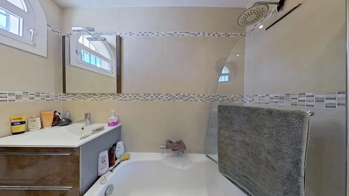 912fe787-793f-48a0-9308-1d0dbc59d636