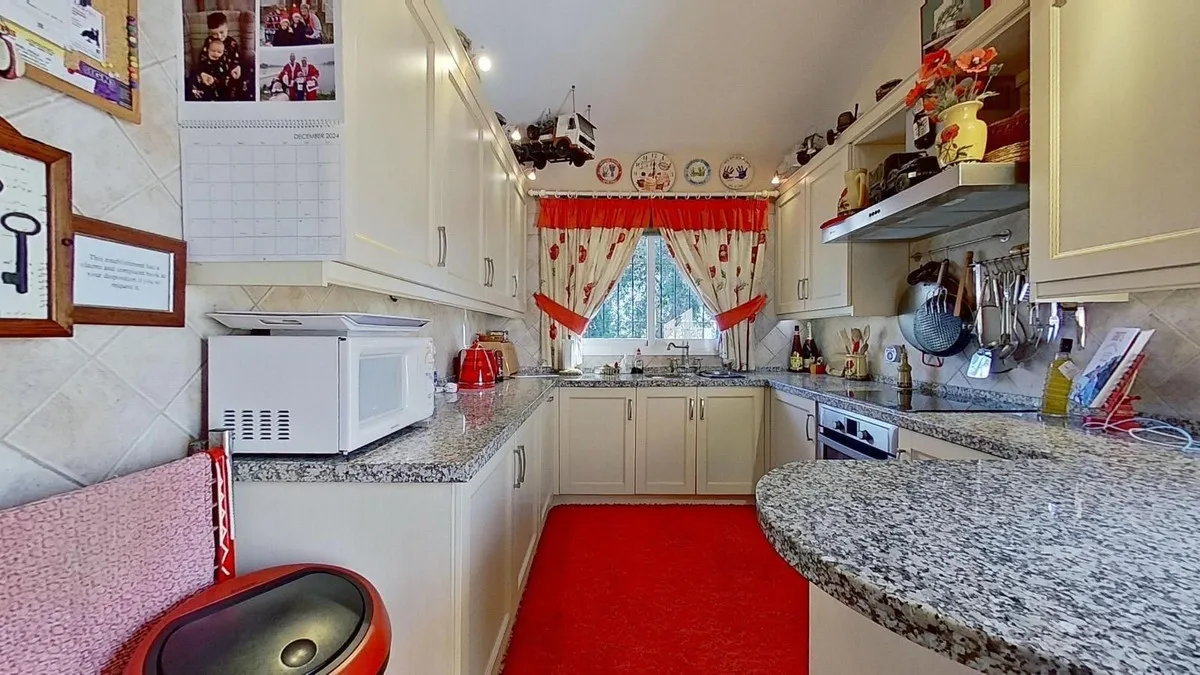 cc4682e1-92a7-4672-9352-ad3cb221c7e5