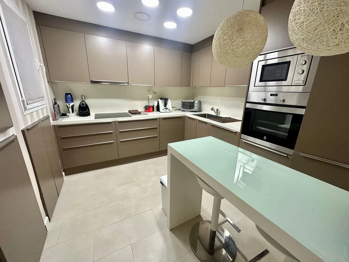 729de1ed-3896-4d37-9034-601008f9a1c0