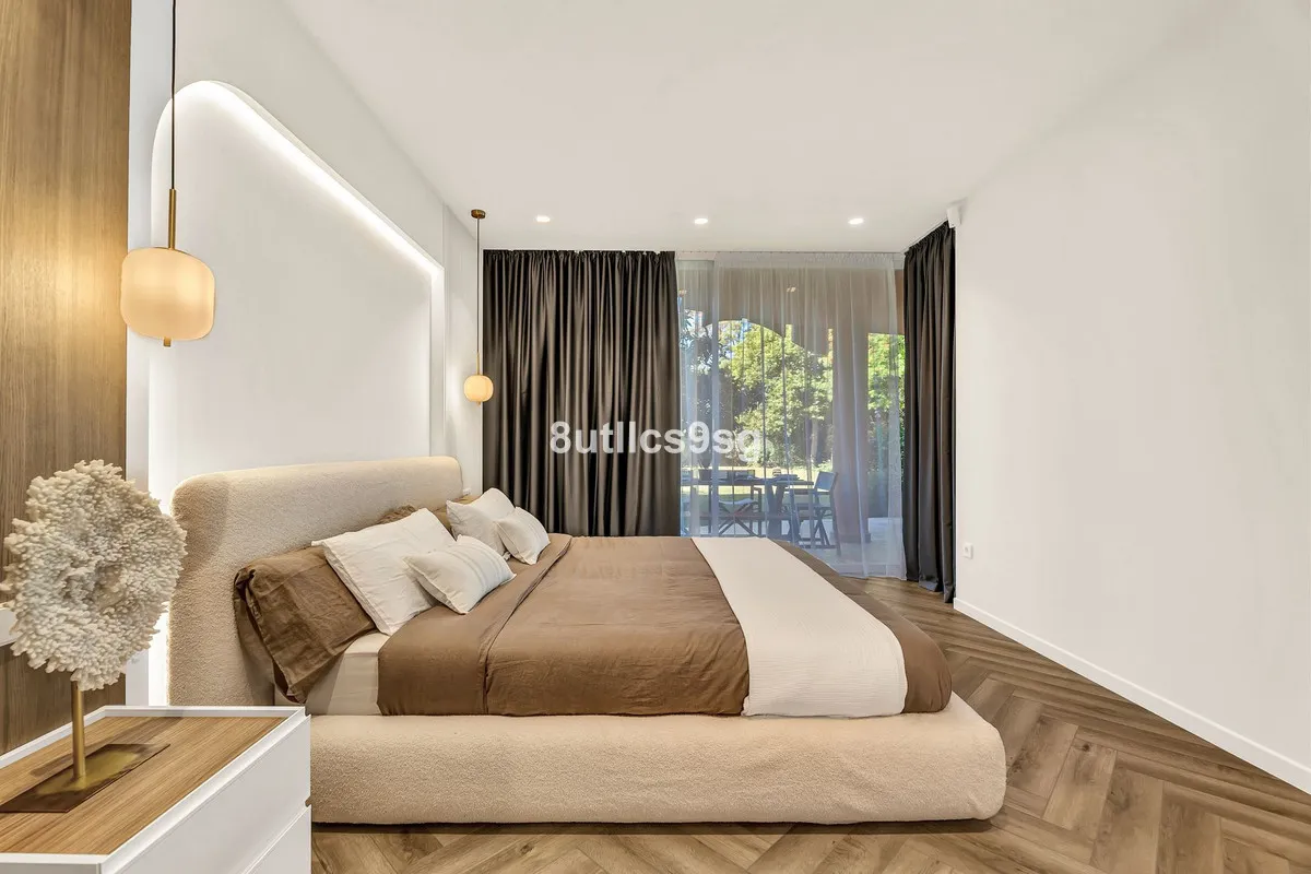 b7842130-aba8-41be-b4a5-49837d2c6263