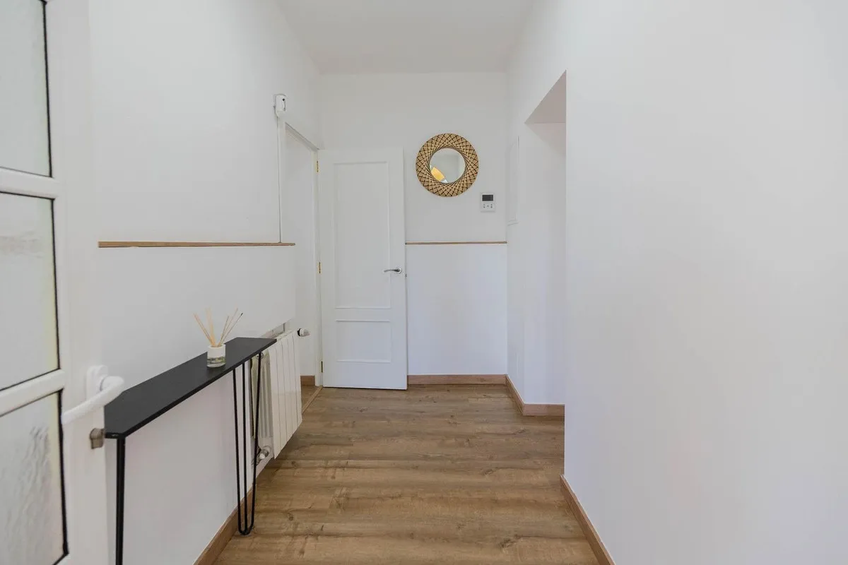 f1db5501-a85b-414a-bc6b-aa95221a7300