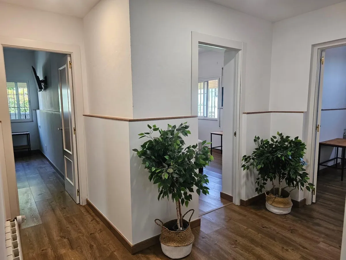 ff0b9a2e-2807-456c-89a6-83d3eb657d22