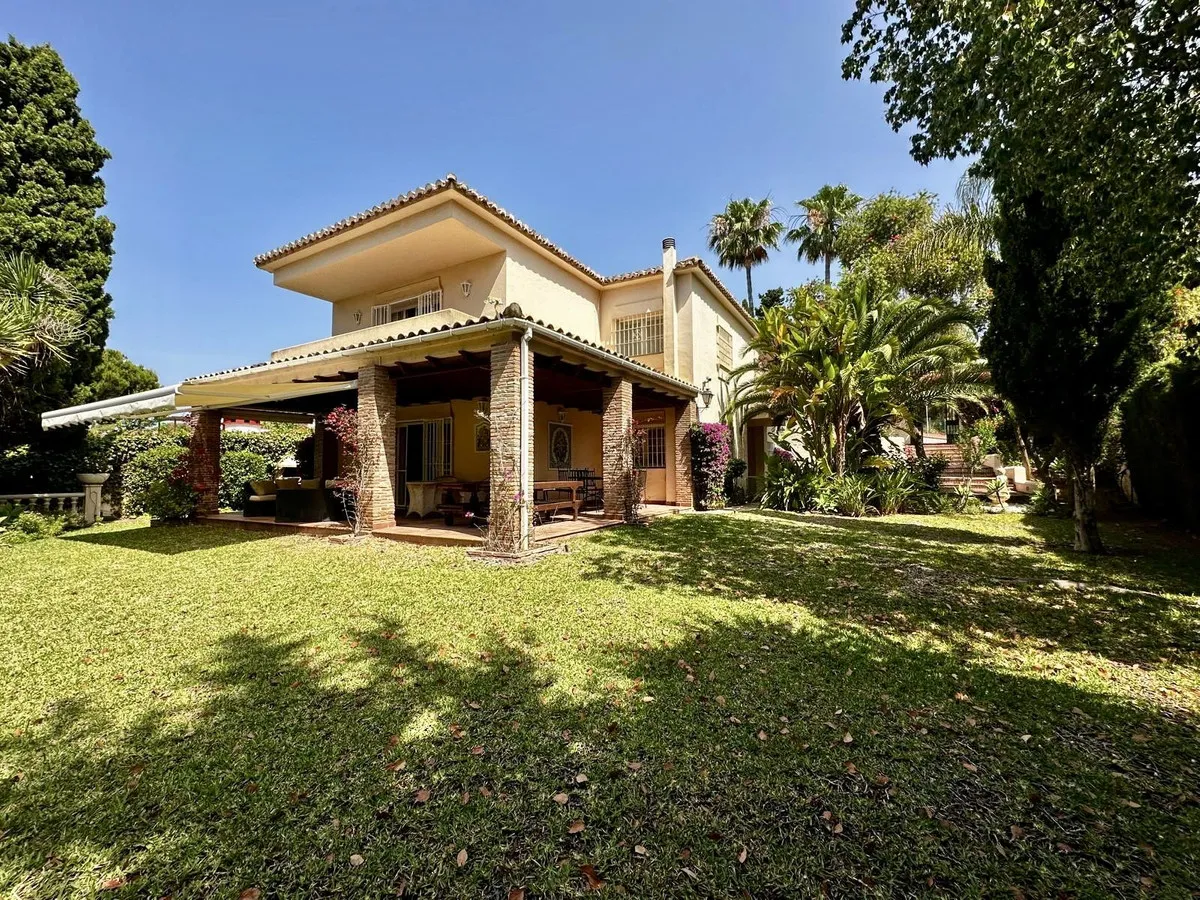 21f521db-502a-4f19-b853-4df3e386dcbe