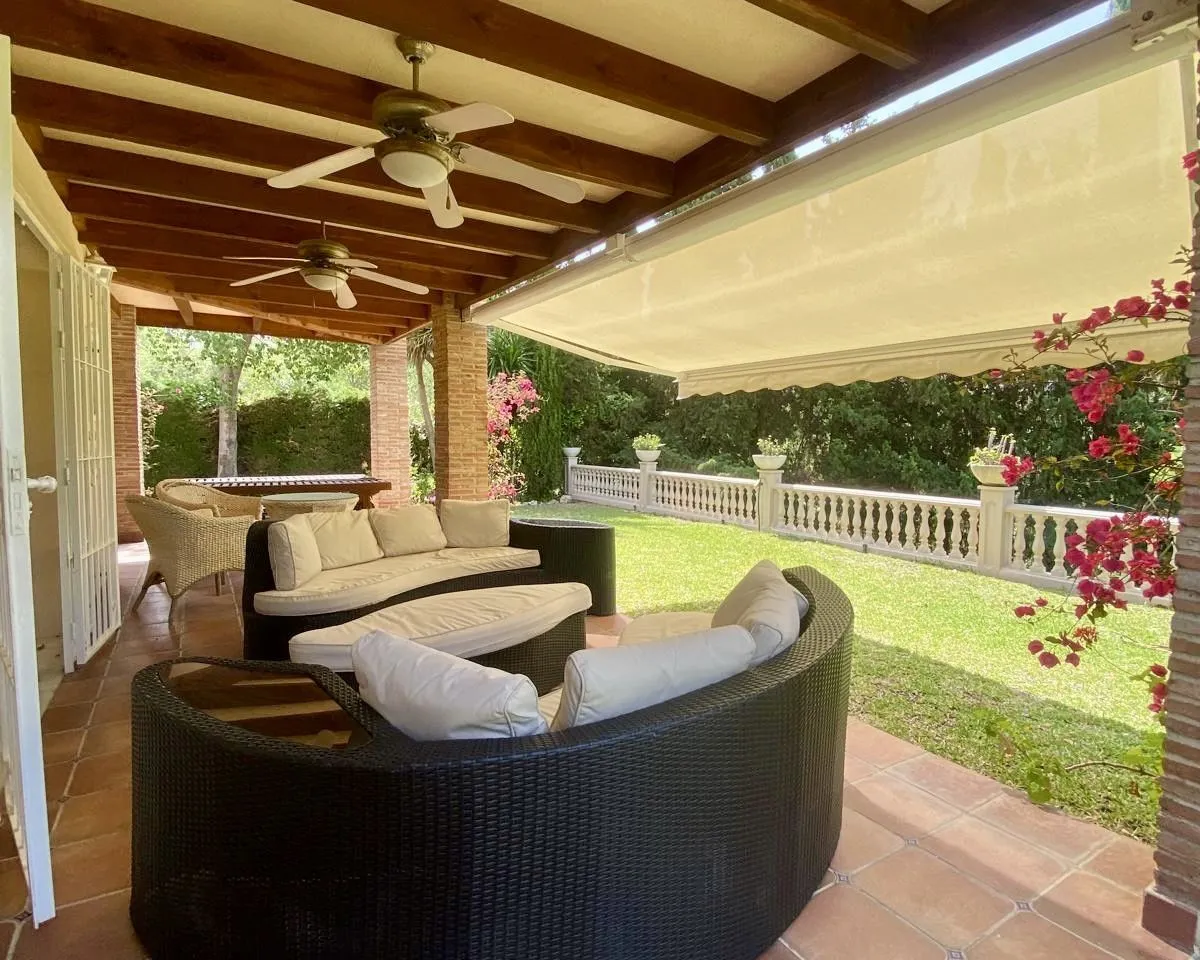 3b452cad-30e2-4f79-b70c-8fda8901a82f