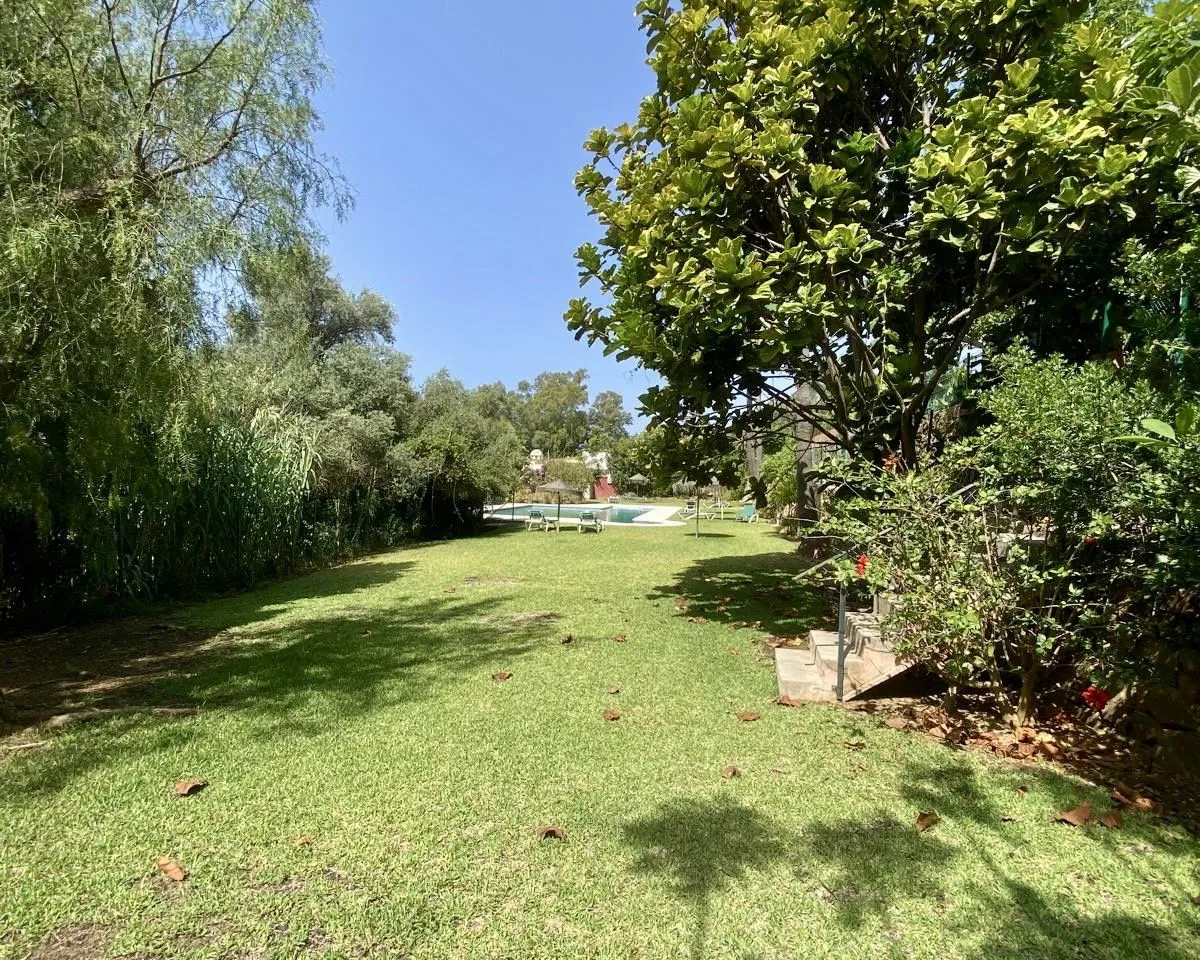 42df4172-8082-439d-b6b6-550042220d01