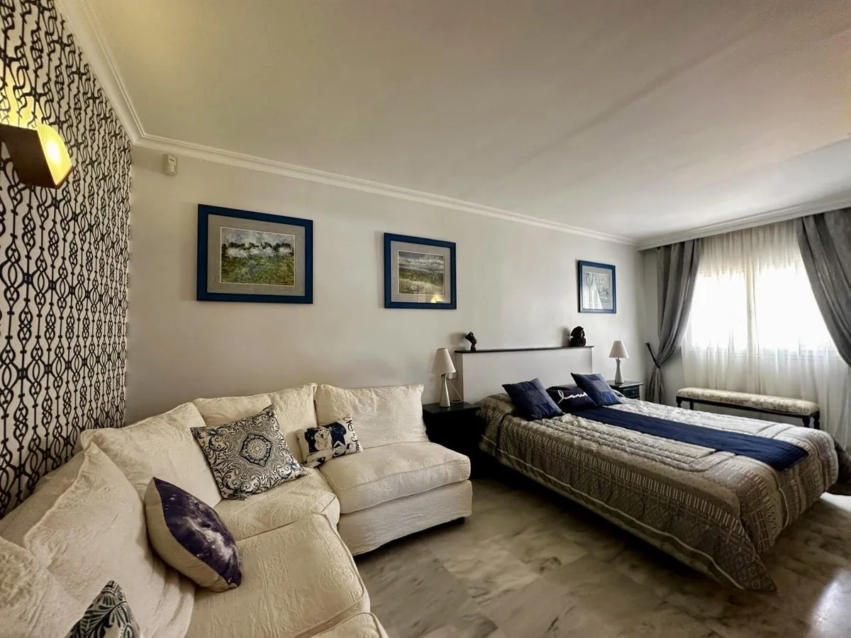 a2fed0e6-dc39-43d3-a98a-4689573ad6a2