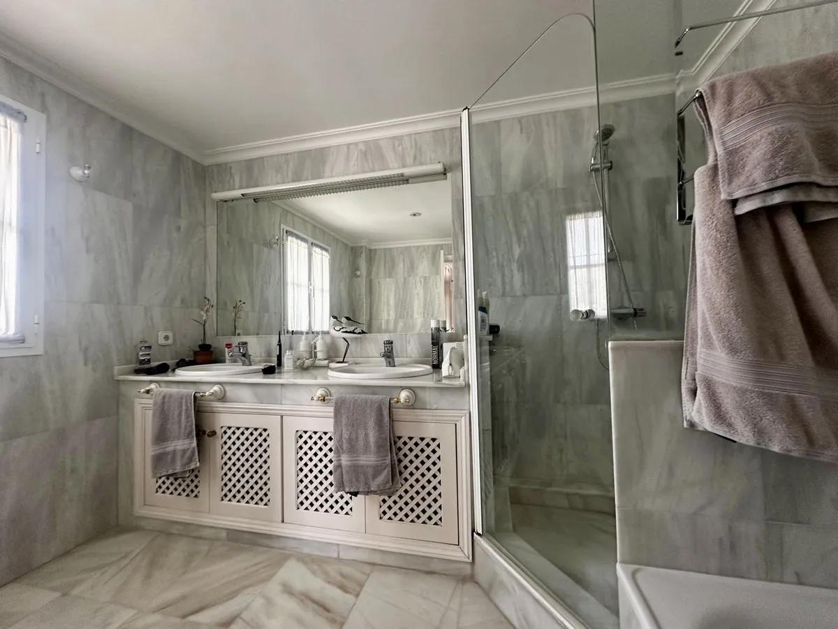 ad76a775-11e9-410a-a458-e8090a321a51