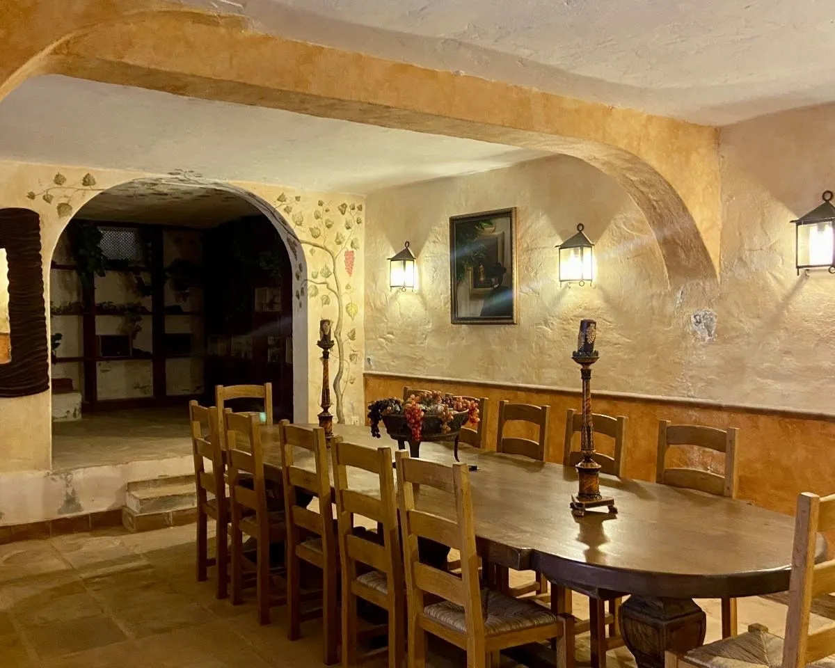 ae306cb2-b542-46ea-b9e4-4ccbf3246880