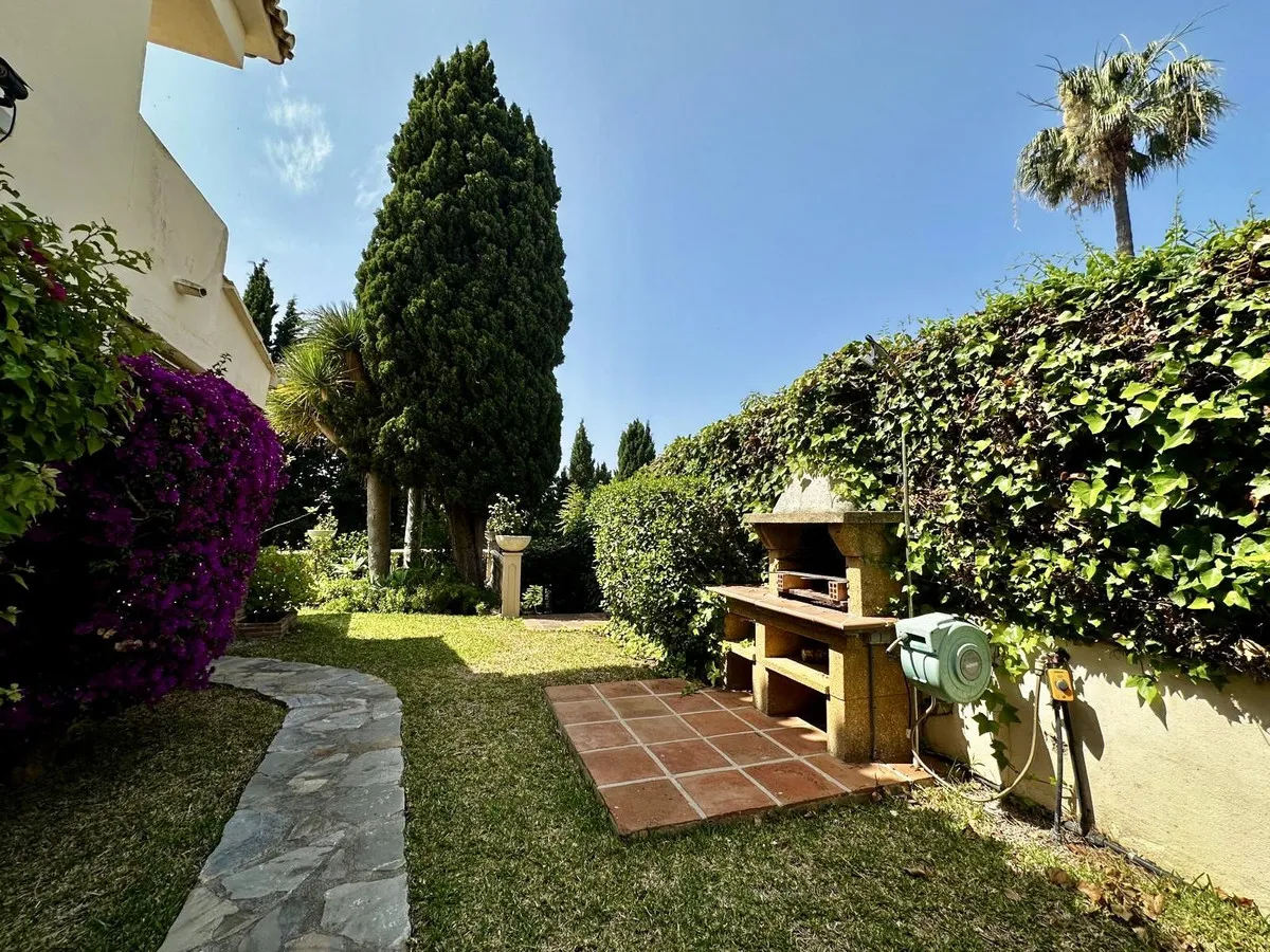 c23e6d29-da7b-4cb6-9f85-7a8603fdd42b