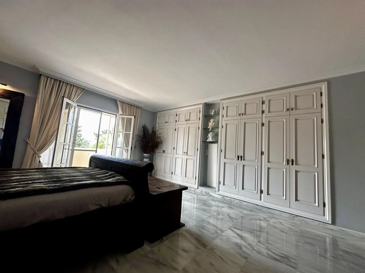 ee65d030-a5f5-46c0-ad0b-85fd28b22b77