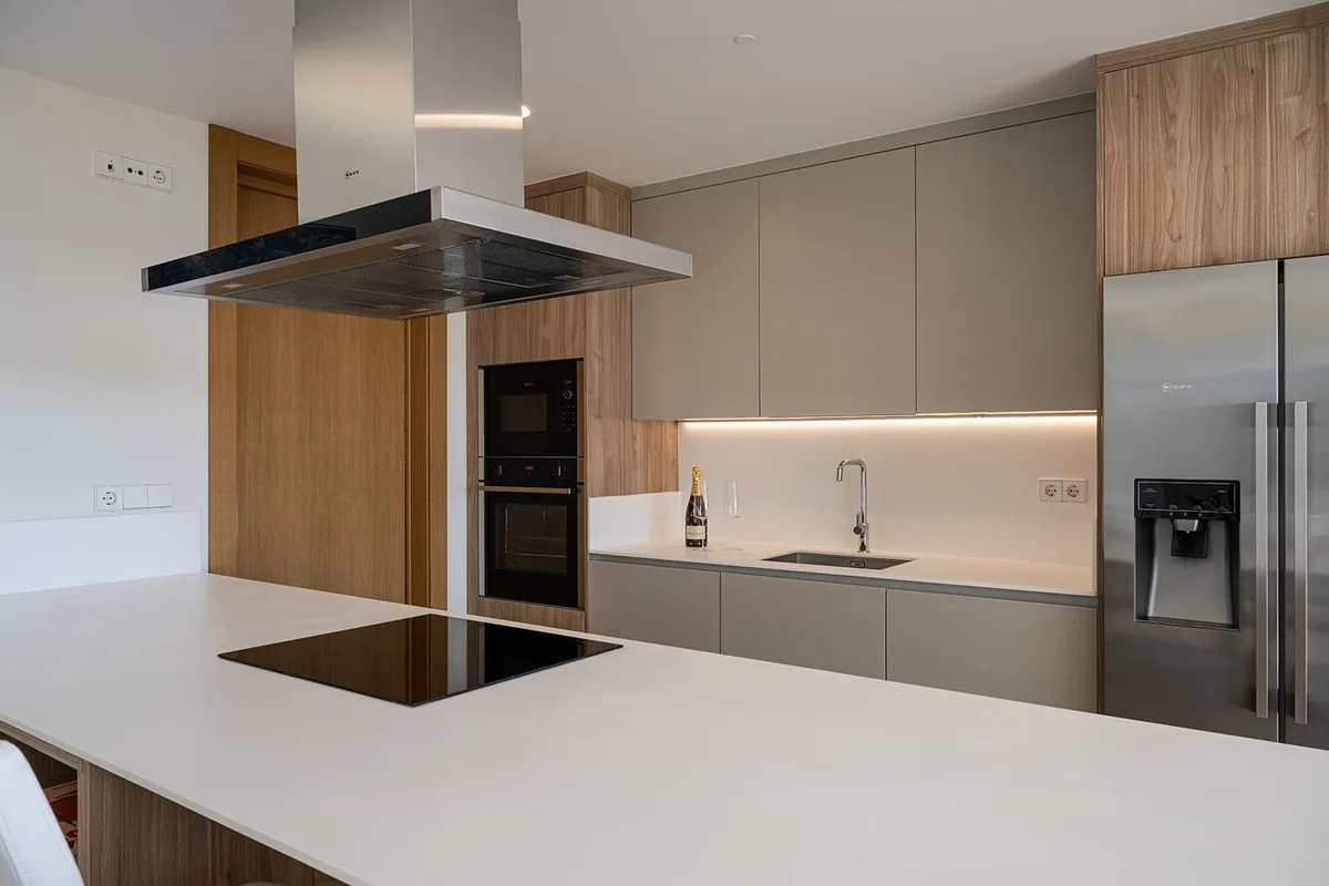 09d1d0f6-dae1-4f9e-9507-e8318575dbe9