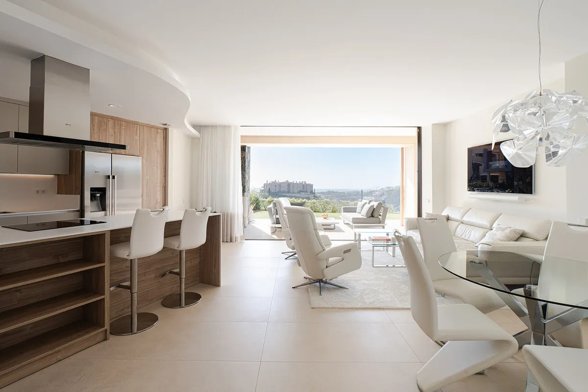 9e08bdbf-31f8-4faf-b7f6-93f620592535