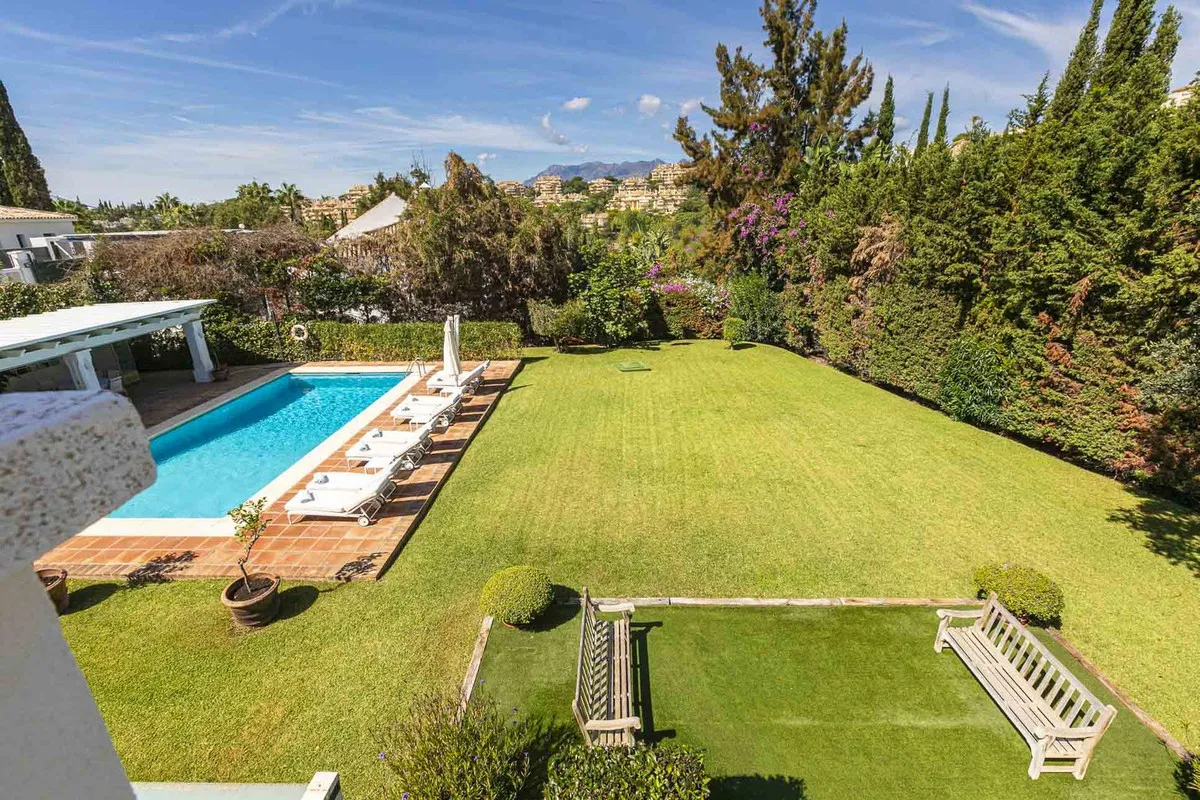 1bff4cef-4aa0-4d23-b2b0-4cf70547f73c