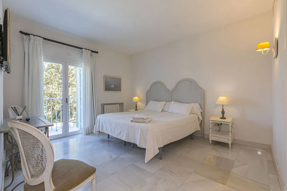 3fe8fd04-dcc0-4122-92e1-fe27216f1191