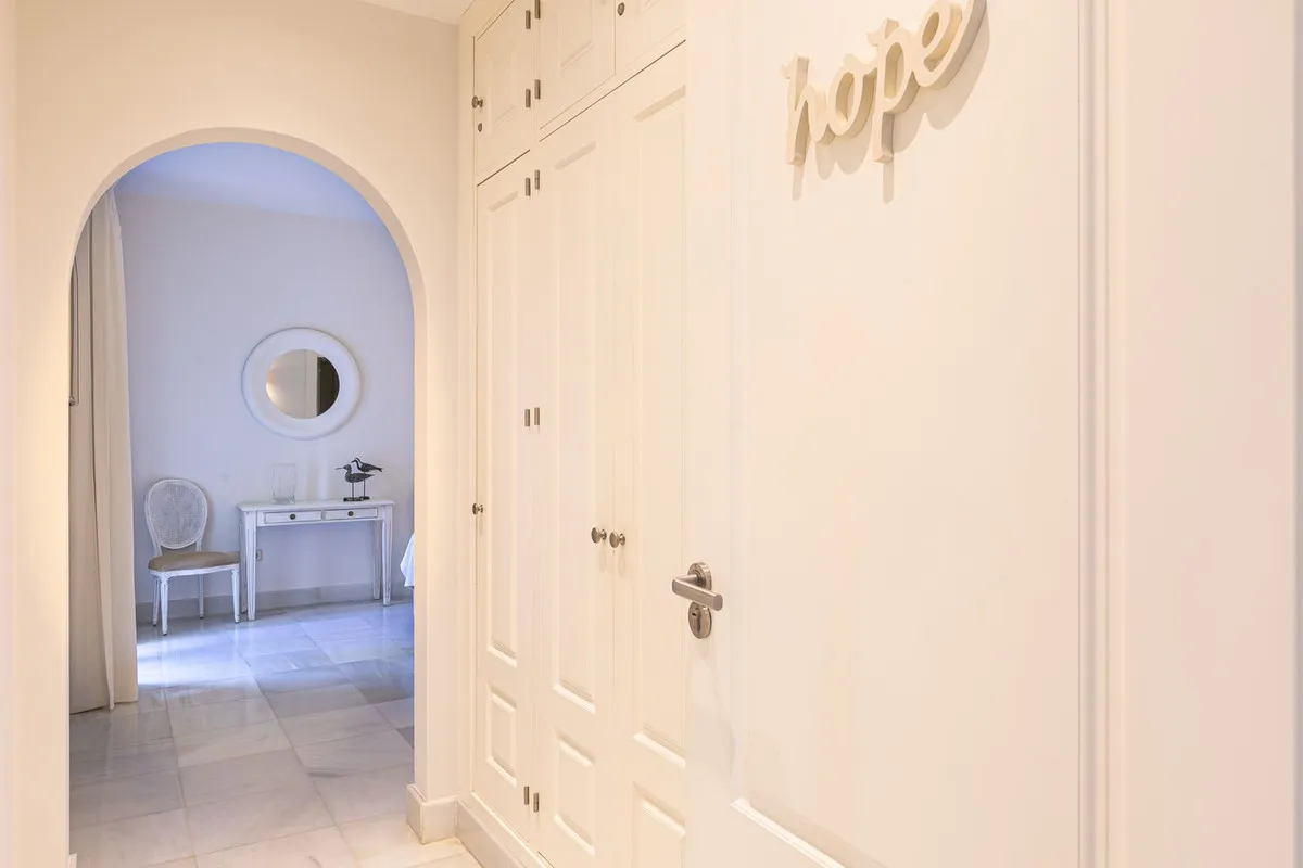 8ca5a660-465c-439c-80b9-d4850cb46ce7