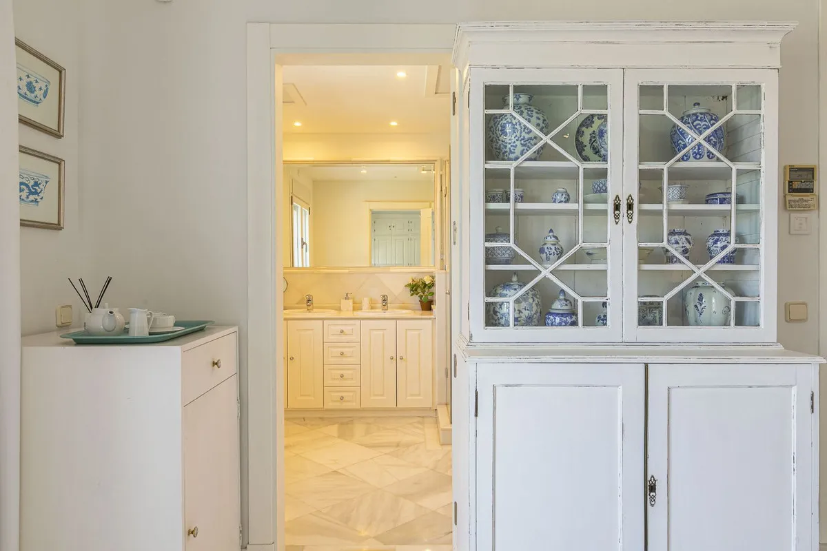 a358d04e-eb37-48a0-ac06-2077d4832fe3