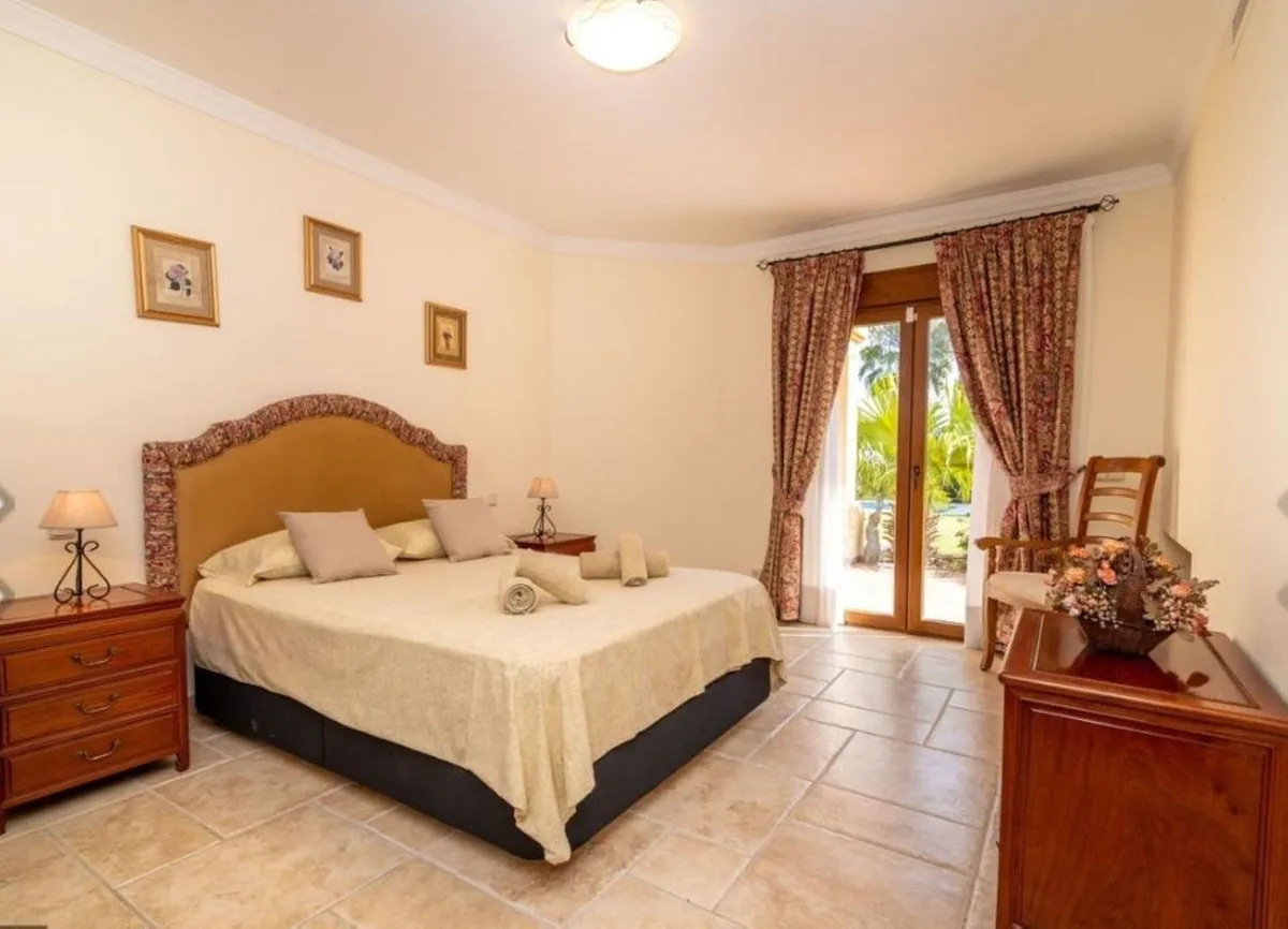 7d31e64d-3b1e-4776-bc8e-c21ac77f914d