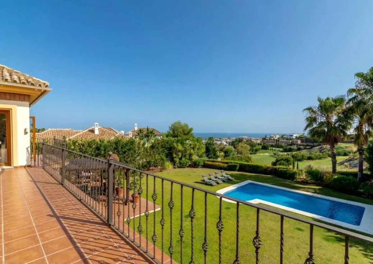 f5f3495d-f52b-4412-be13-d24e2ccd5c8c