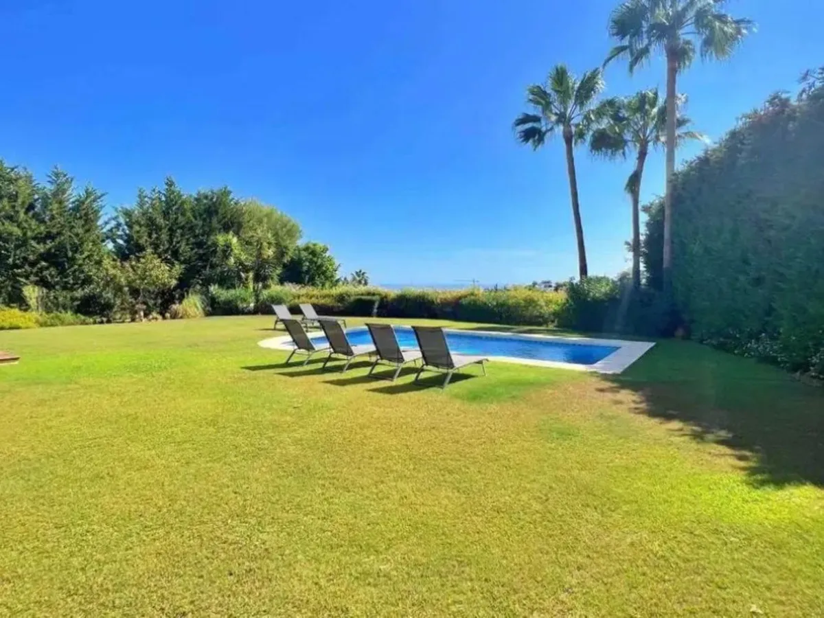 f95bff27-1271-4a94-be80-39f2fbd367ac