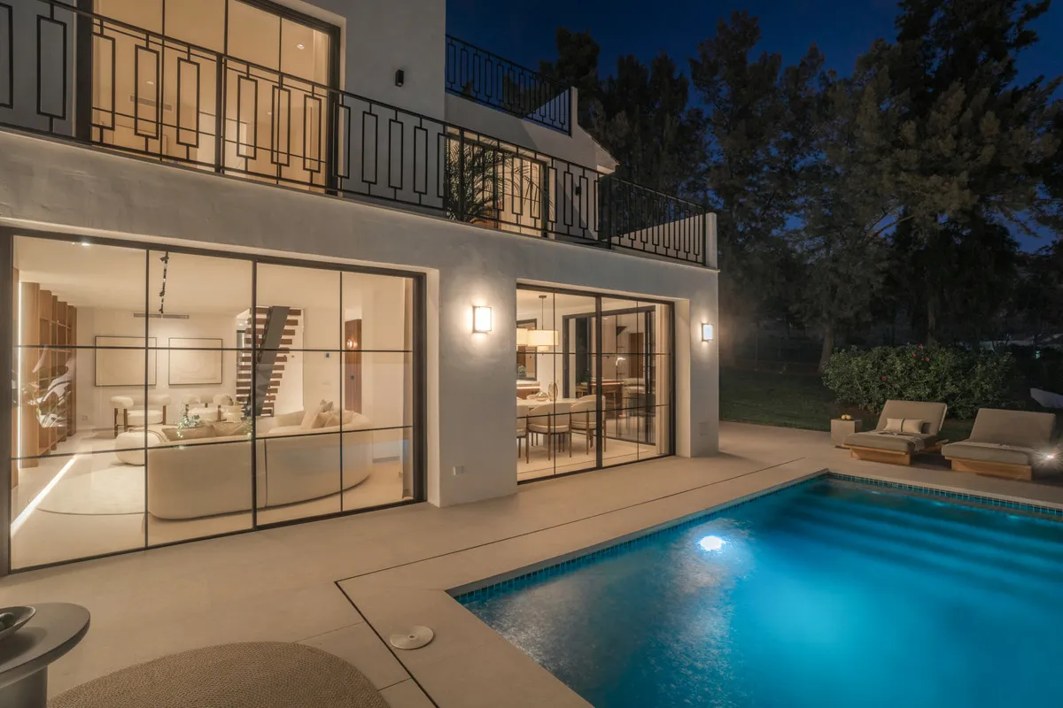 a9d599e6-e778-45e0-bc94-30838b63da36