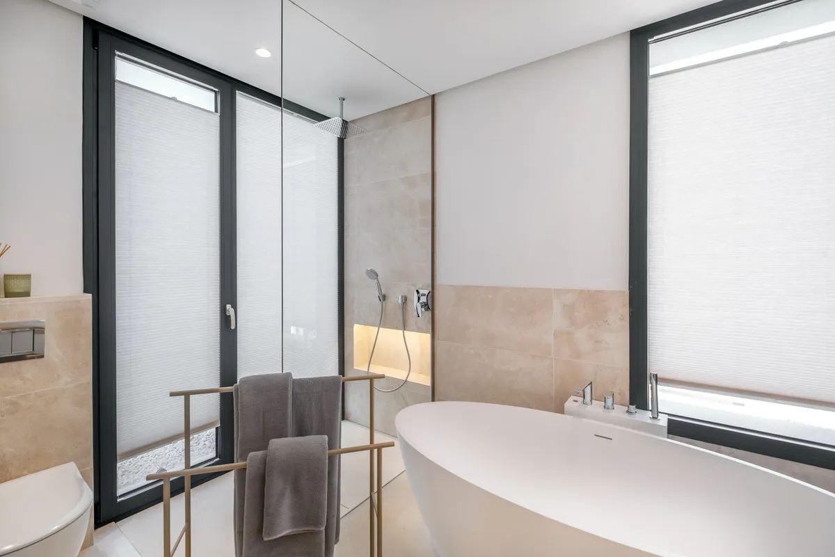 8466d0d8-ec51-4c49-be77-fd33fce93f24