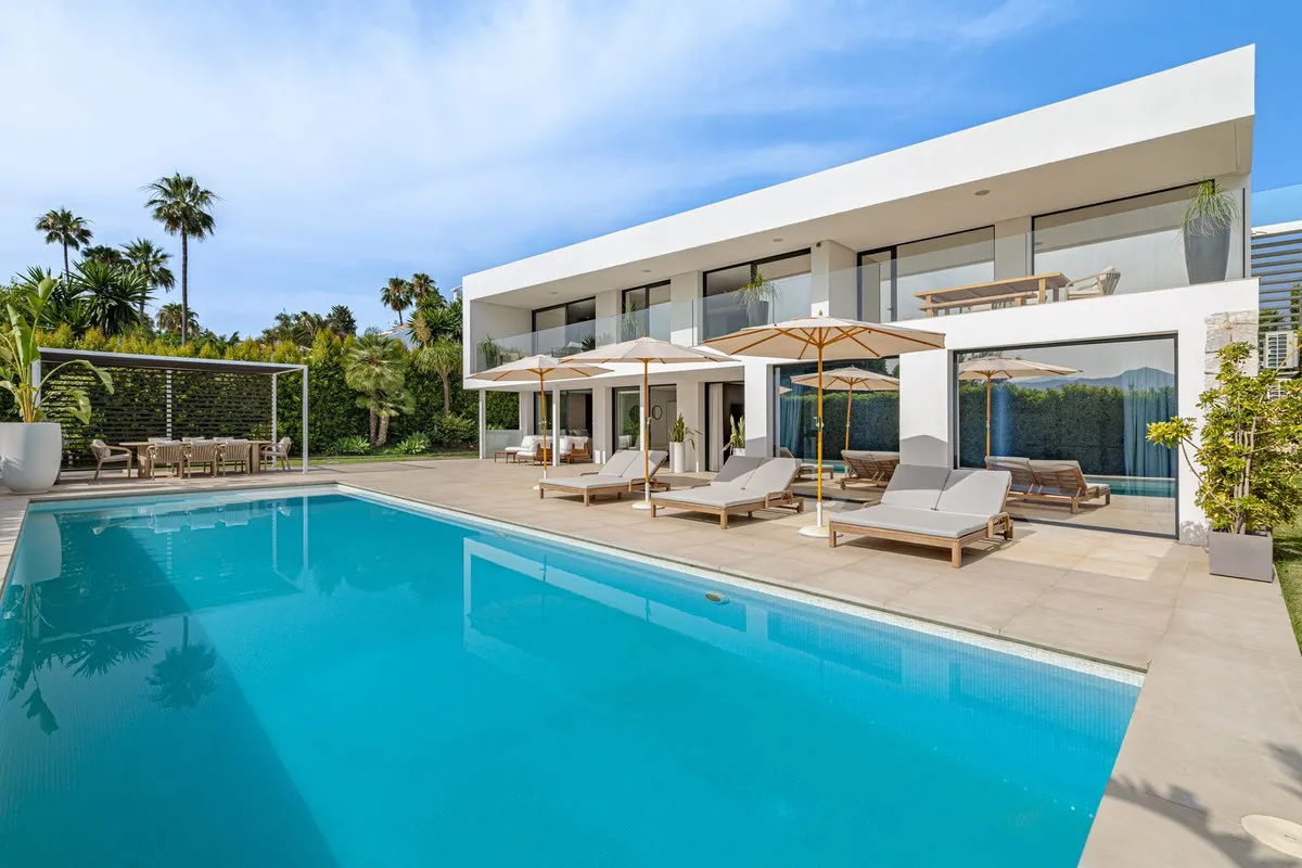 0eb2b042-3076-4b6f-86ba-f32ddf27ec5b