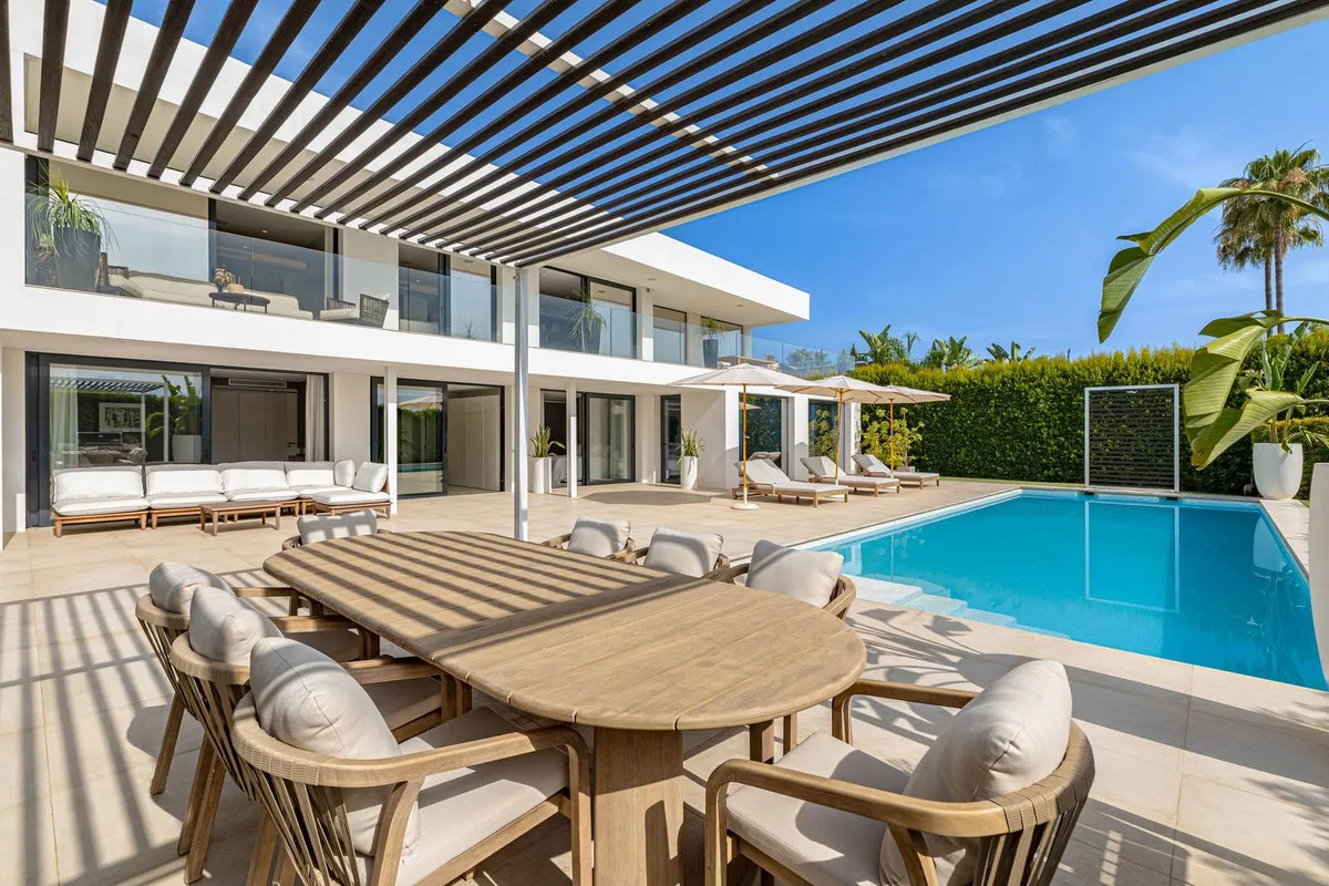 3a29b1e3-3968-4f31-99bd-372f7fc30431