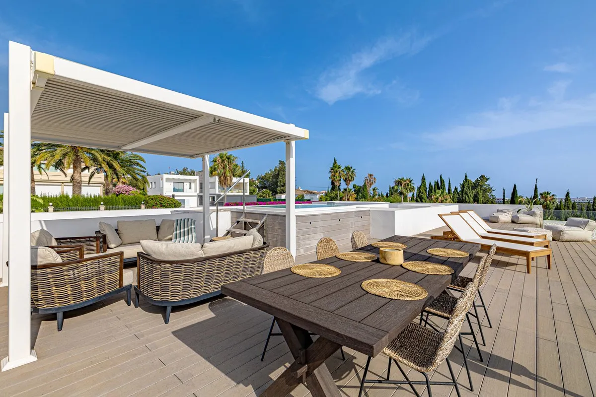 9e01b484-aa12-4a3f-bf3e-280a7d357cc7