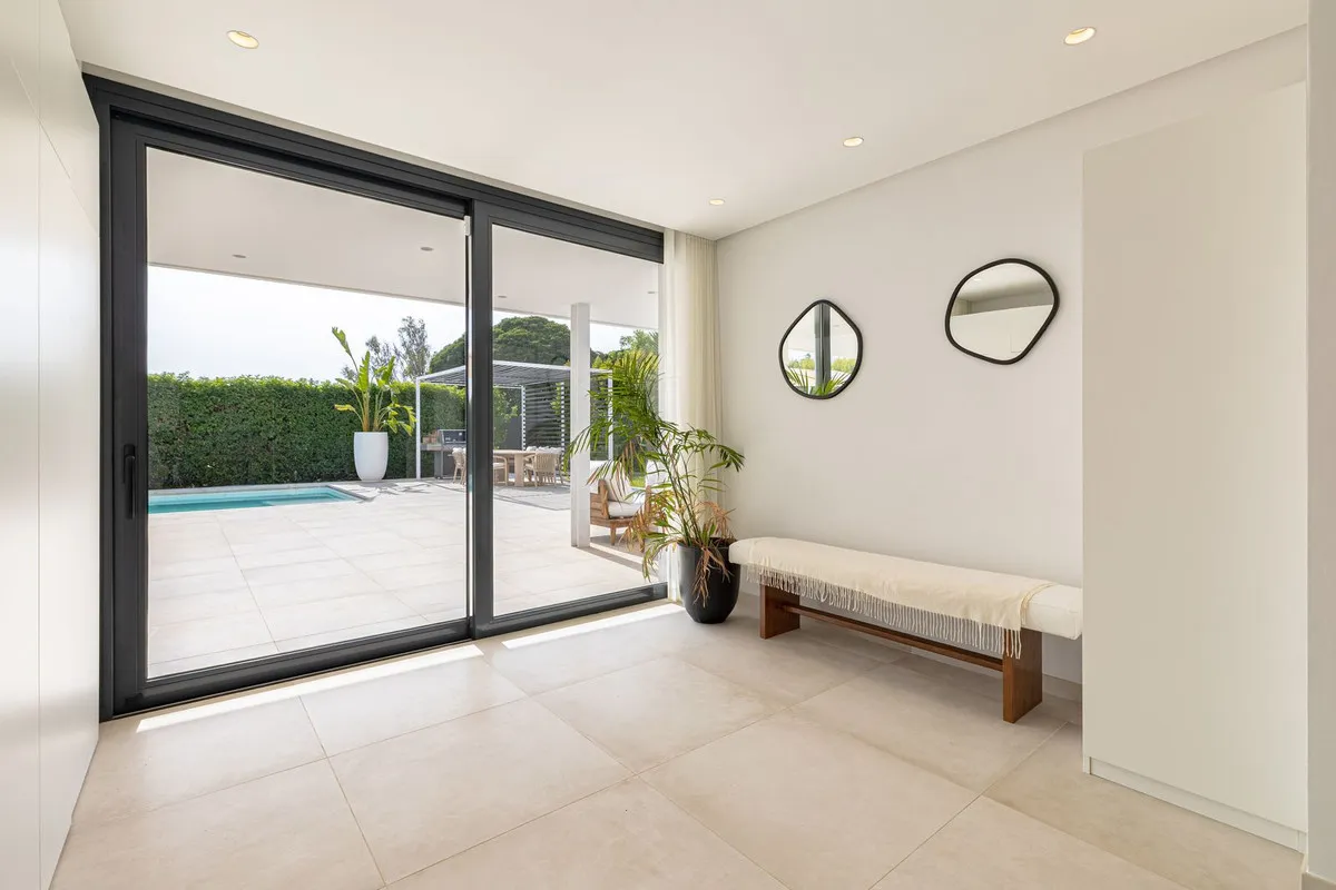 a3bf384a-73d0-4286-8347-a3a89343eeee