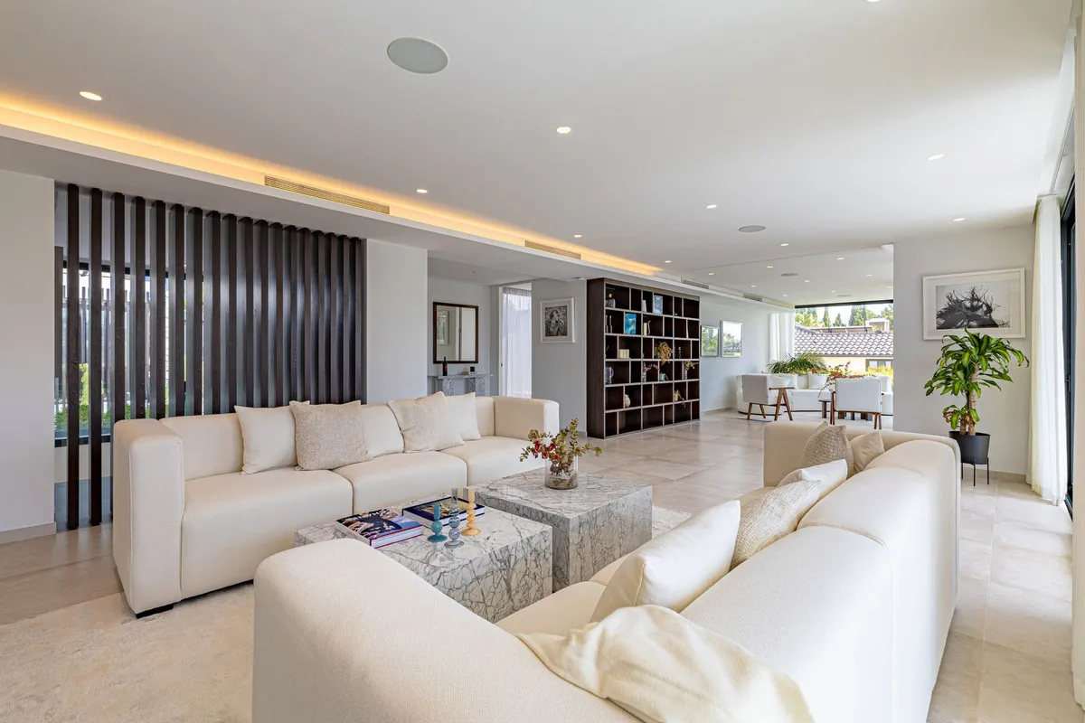 dd518ebf-0d27-4714-a65d-124b7de8b89c