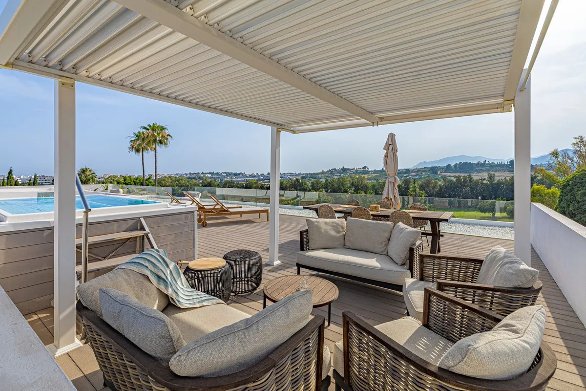 f4ee1ac0-40a3-4052-adbc-957f25bf7711