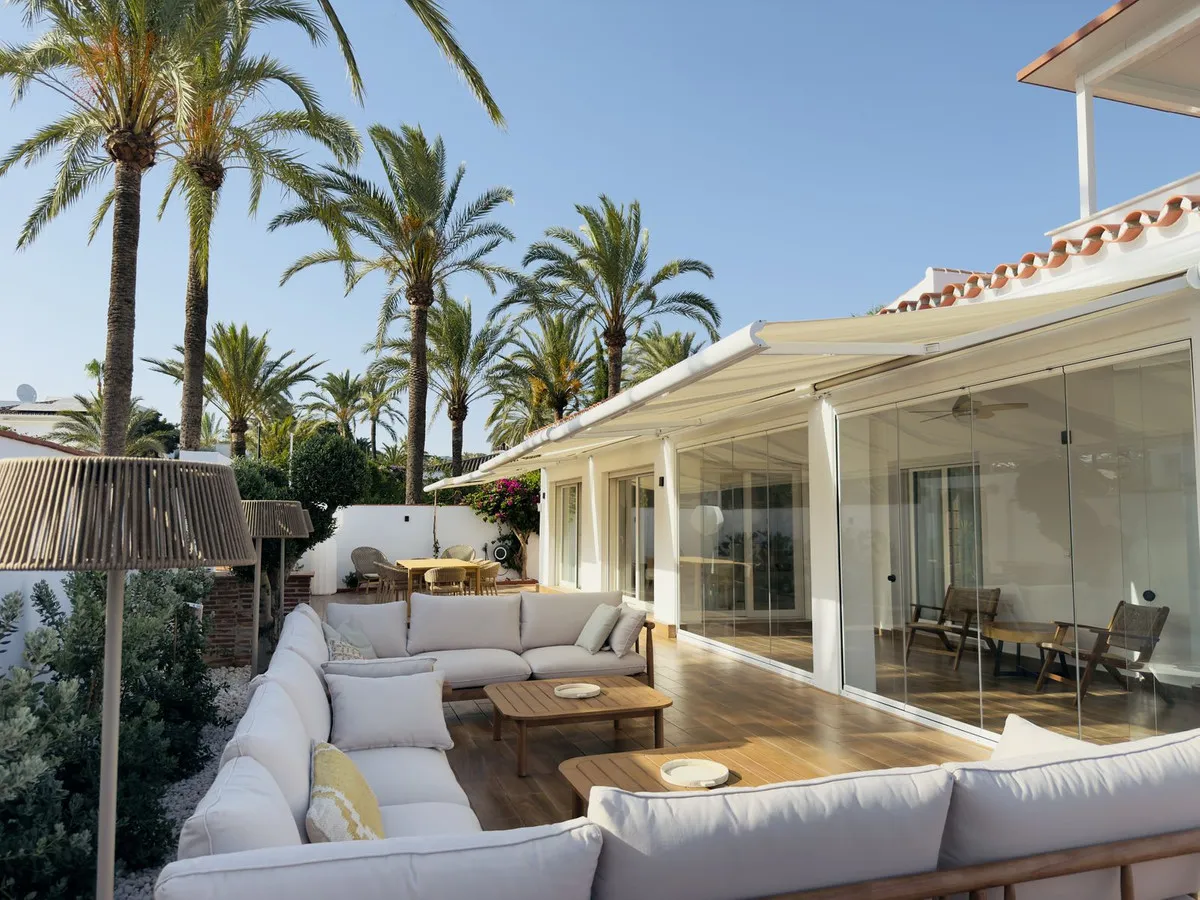 04fb37f7-b19e-42df-8565-732728ec6121