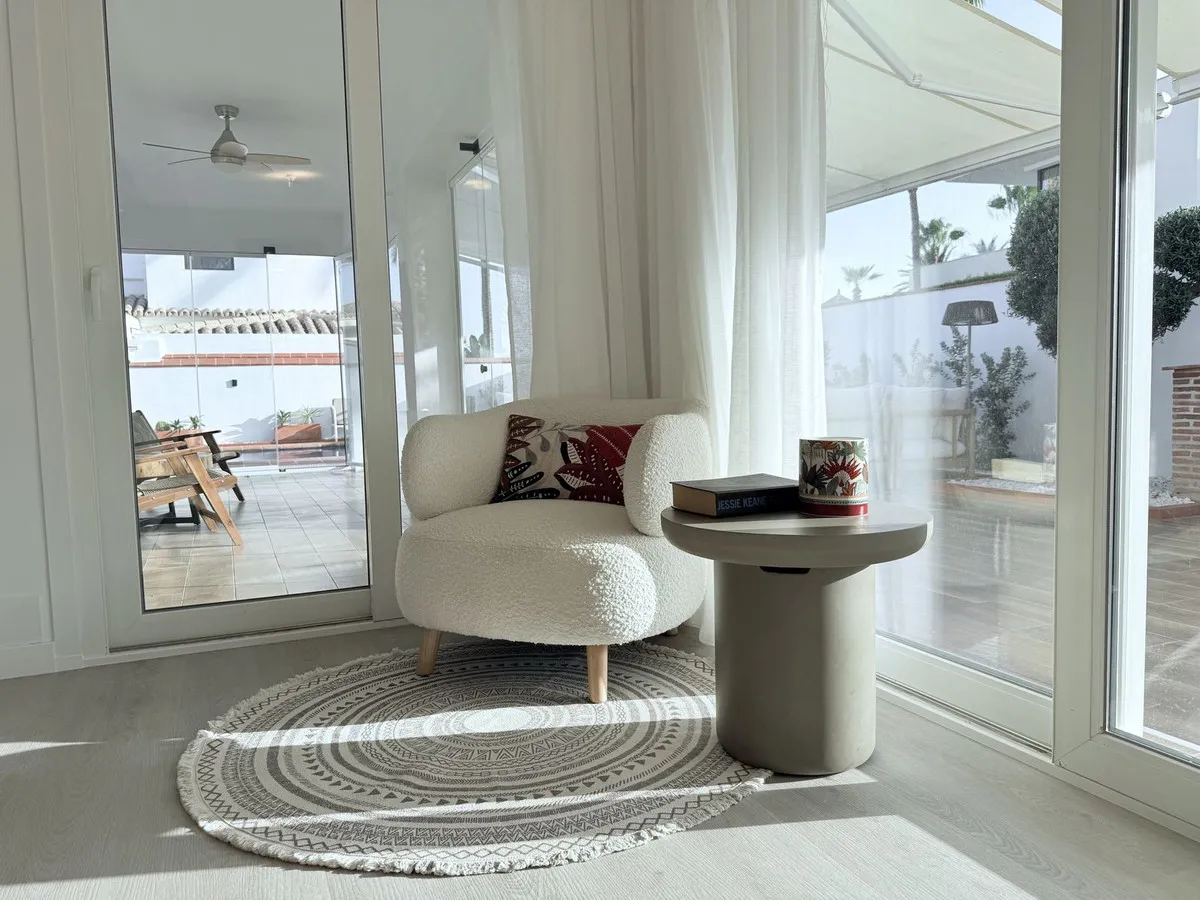 07195127-fb46-4a7b-a8bf-66bcb6536743