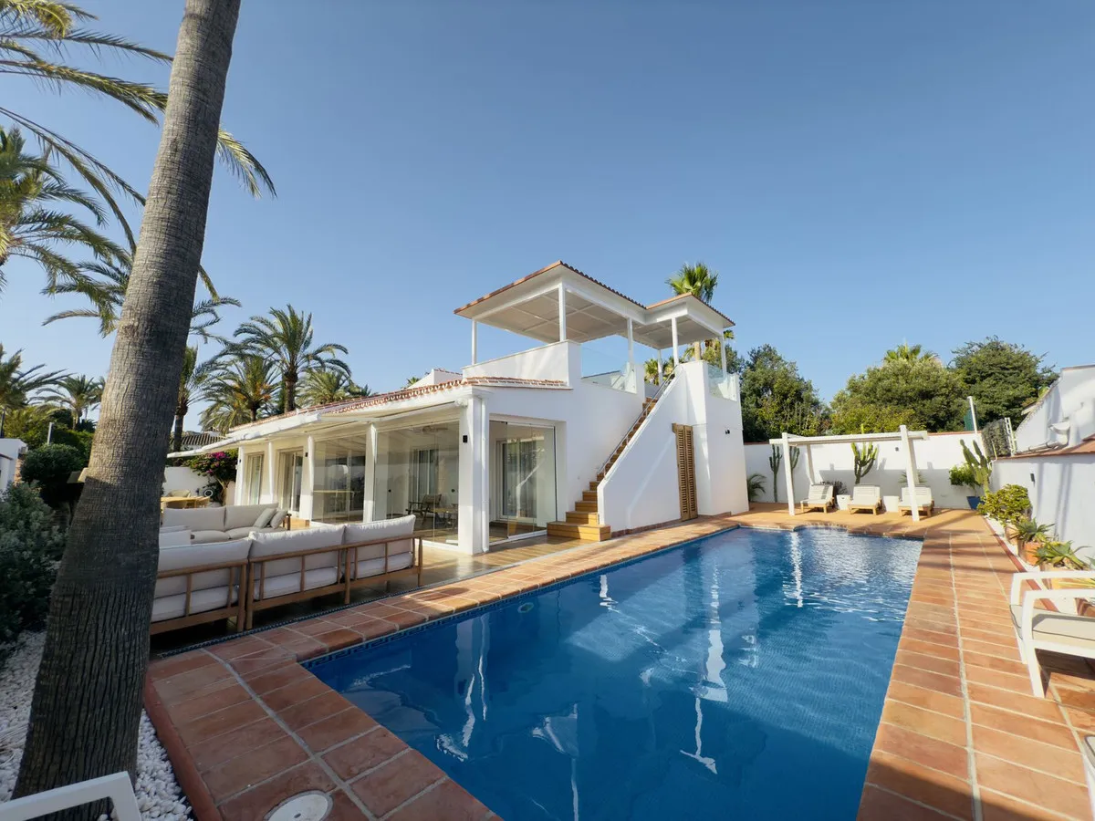 6a0615dc-2218-407f-bbf2-b3a46f3c04fb