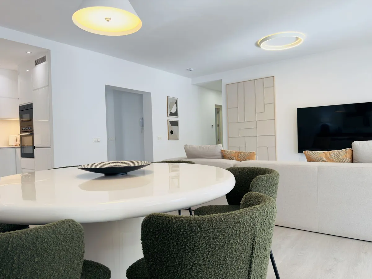 73b274c8-af9e-4d38-8fd1-912b6f1723c3