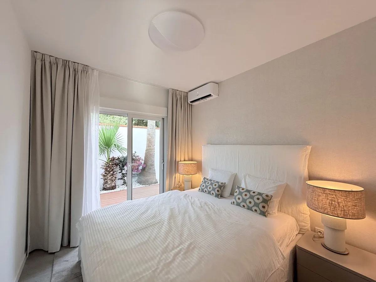 f385e503-486f-4c44-bb41-0d8af02f4c89