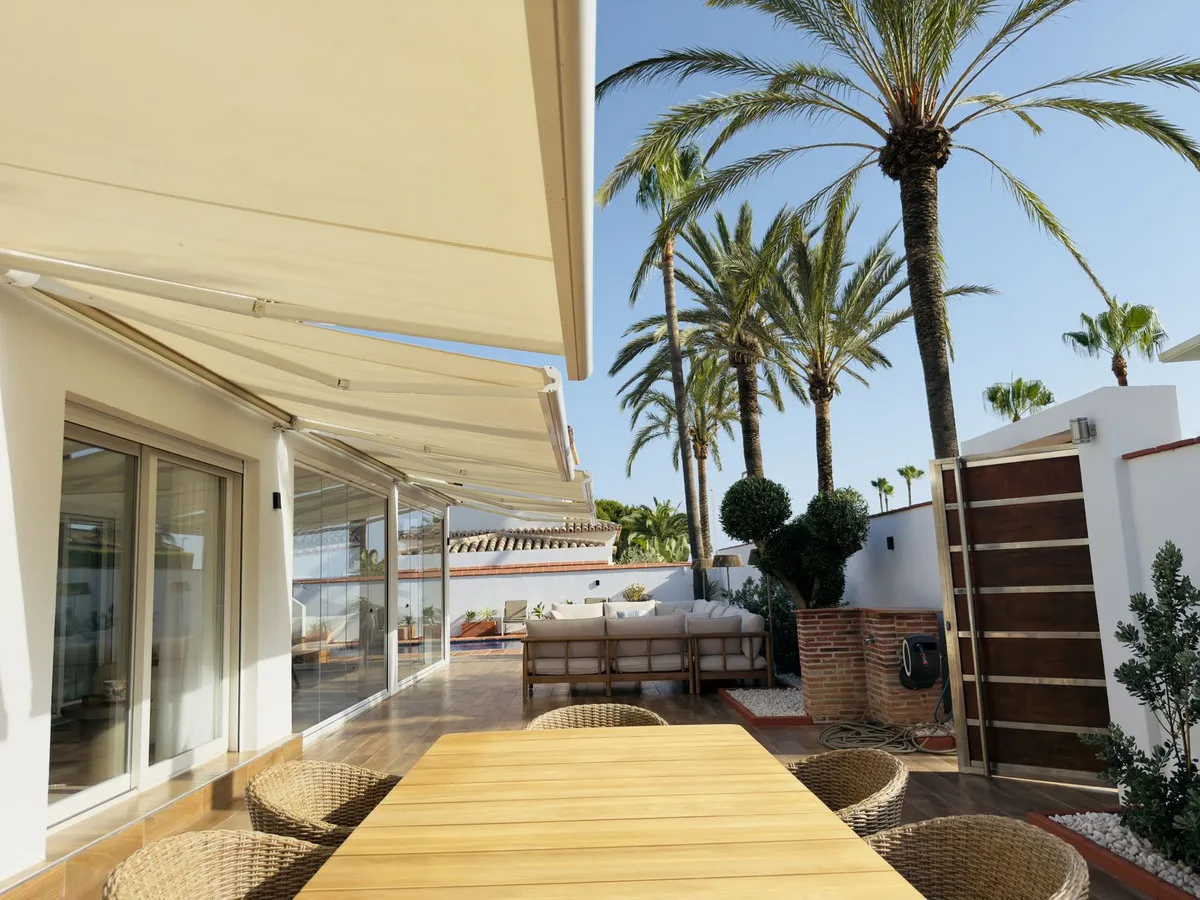 f8178aa8-f20c-4c3a-a4ab-c8385da7c079