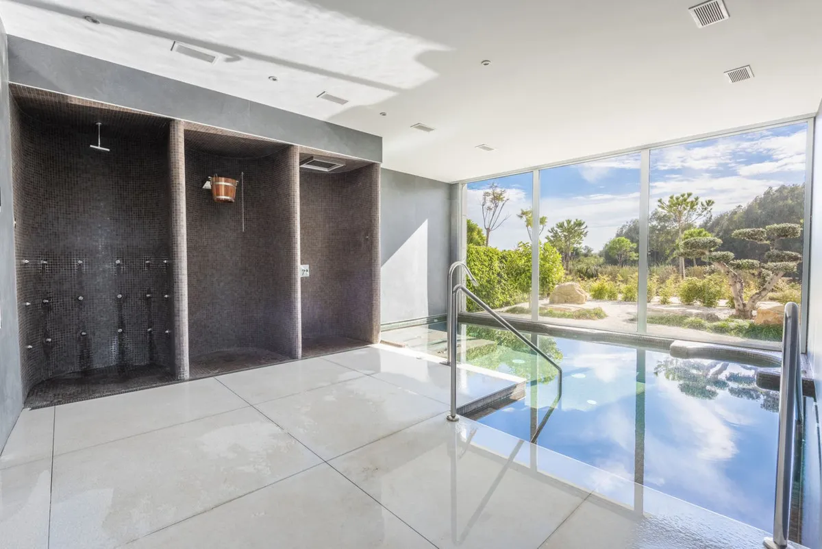 394204e1-5adb-449b-8b27-18a774b57f51