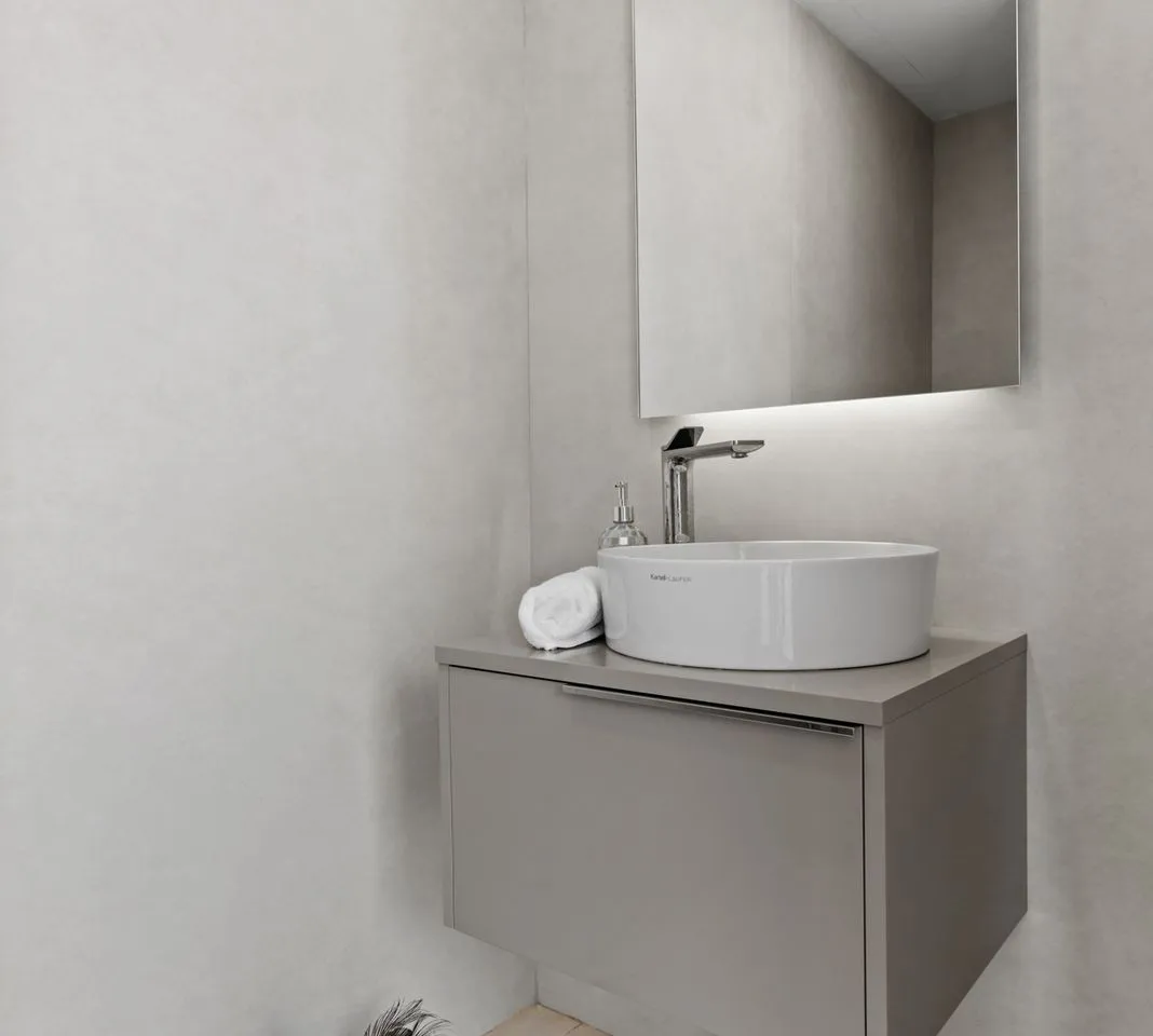 8d95aee0-d663-46f2-82d1-a592a825d144