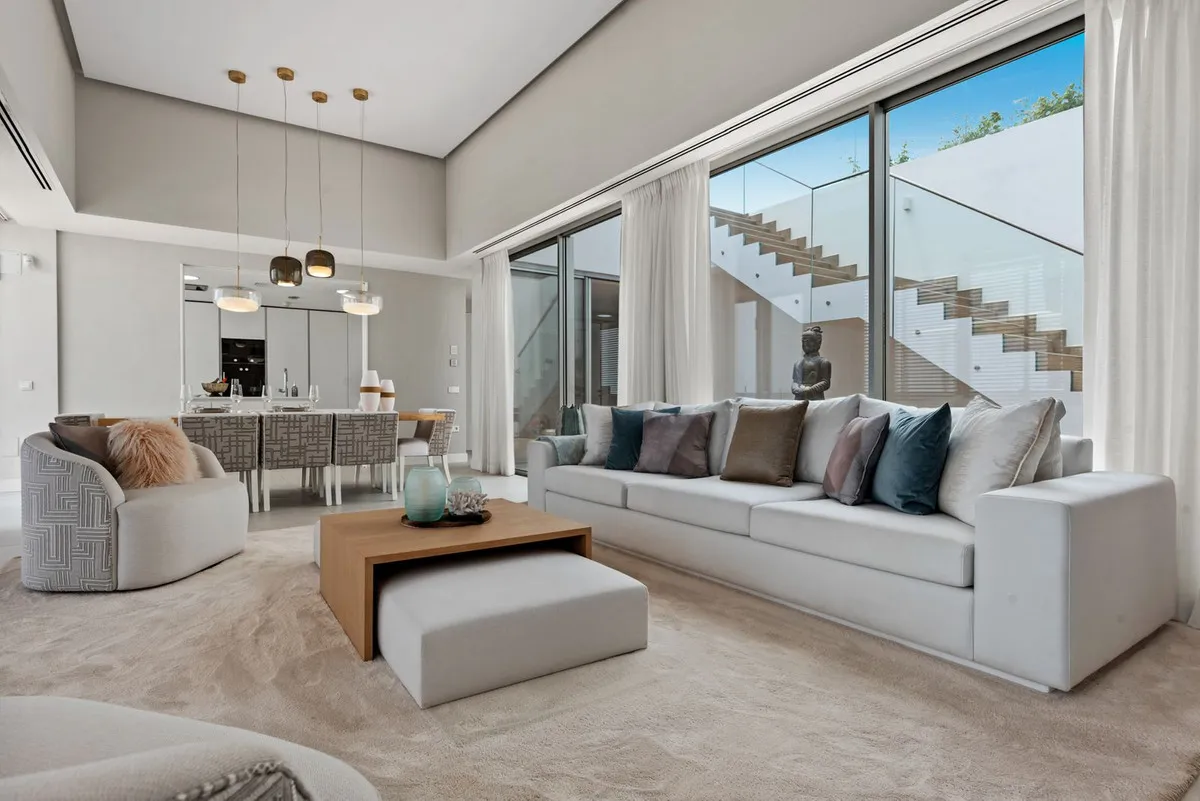 bb2f26ad-6bdc-40a8-8a52-aa2c93634b49