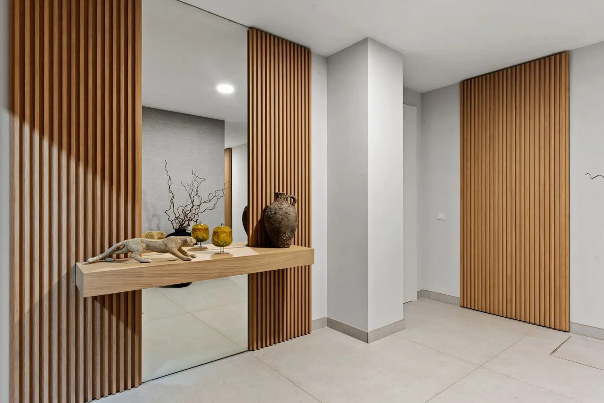 e2967c62-dbe8-4c2c-9a87-e733cc66e32a