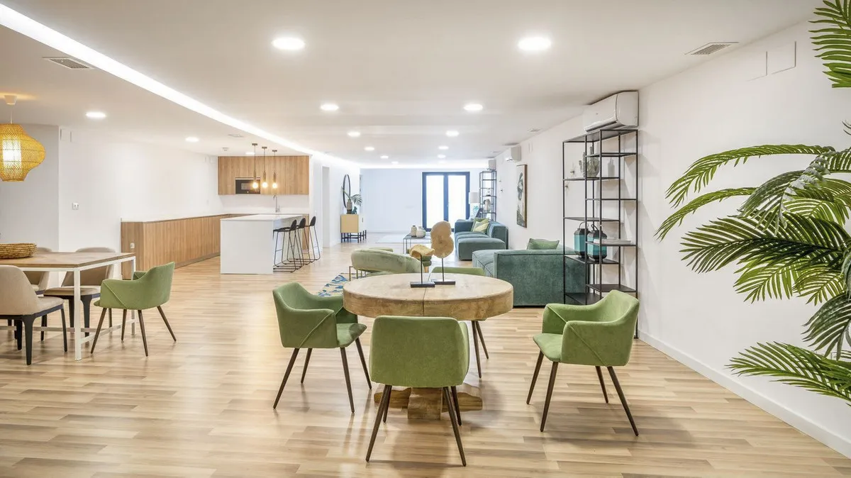 e617a704-19df-4f40-8cce-8c27713c77fb