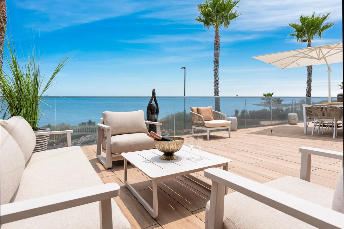 f8fd8373-fdfa-424d-975b-131d5a6825fd