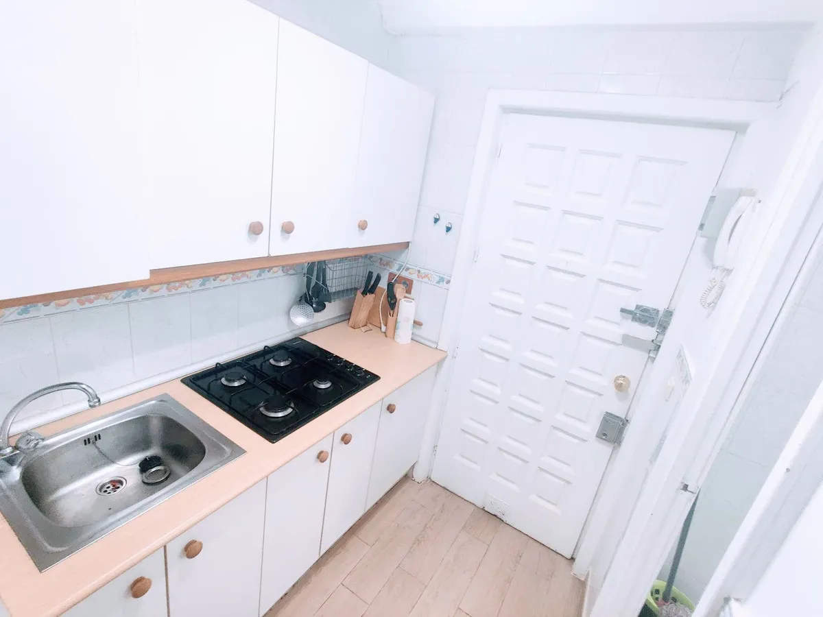 011c69c6-bba4-40af-9510-653fa8a474e6