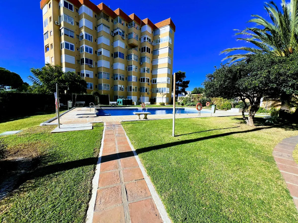 b2ab9fc6-f07c-4e1f-8a69-1764da56cdf3