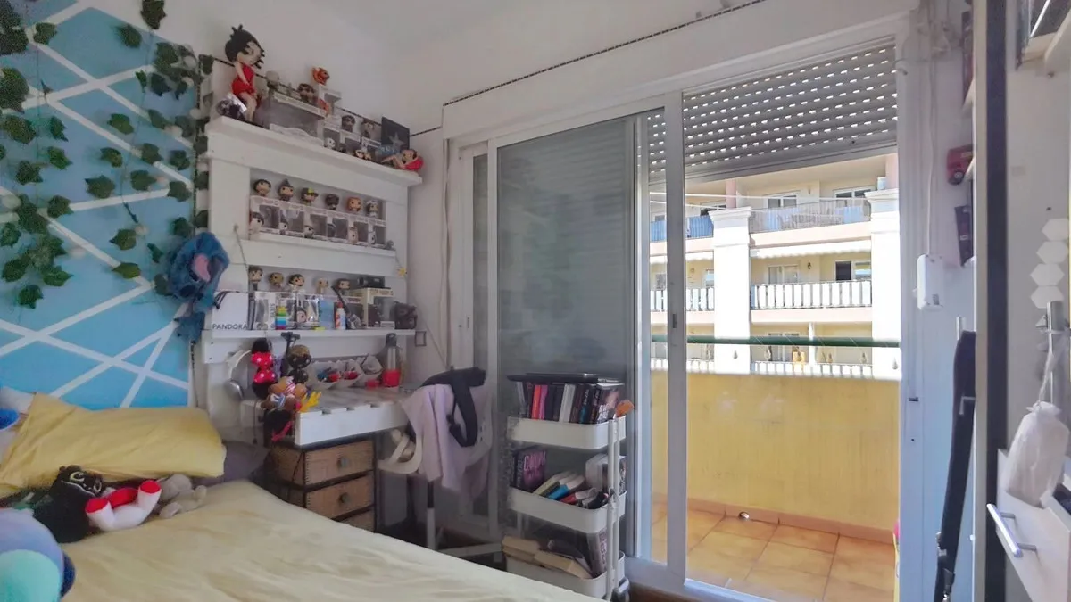 2eaf60c1-3795-4504-83b2-fdce97889829