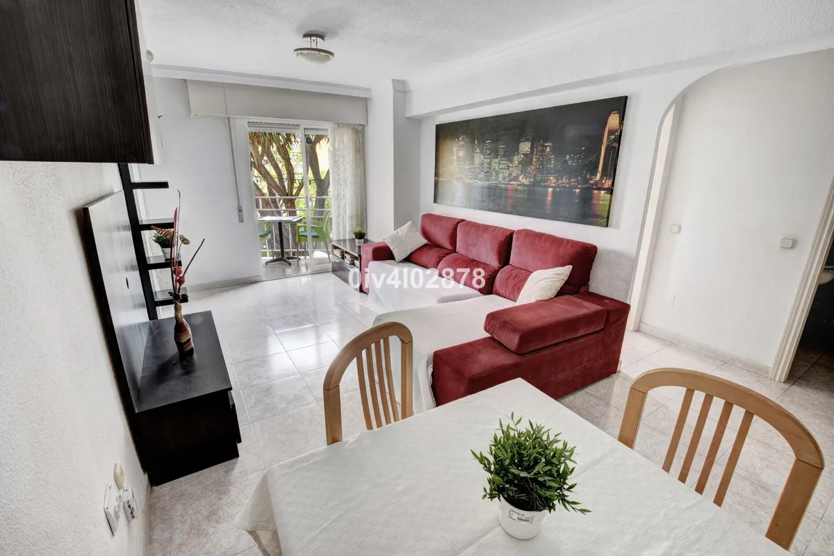 3829effa-fe5e-441e-8f22-3f689a7c1b3c