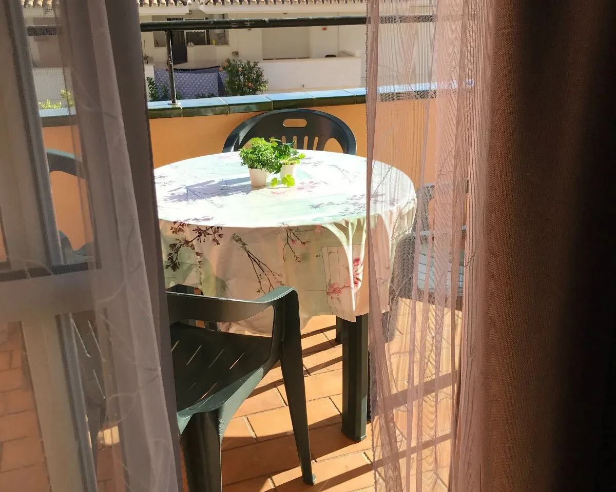 d63fd5a2-d869-46aa-ab04-a24cd31f6bc8